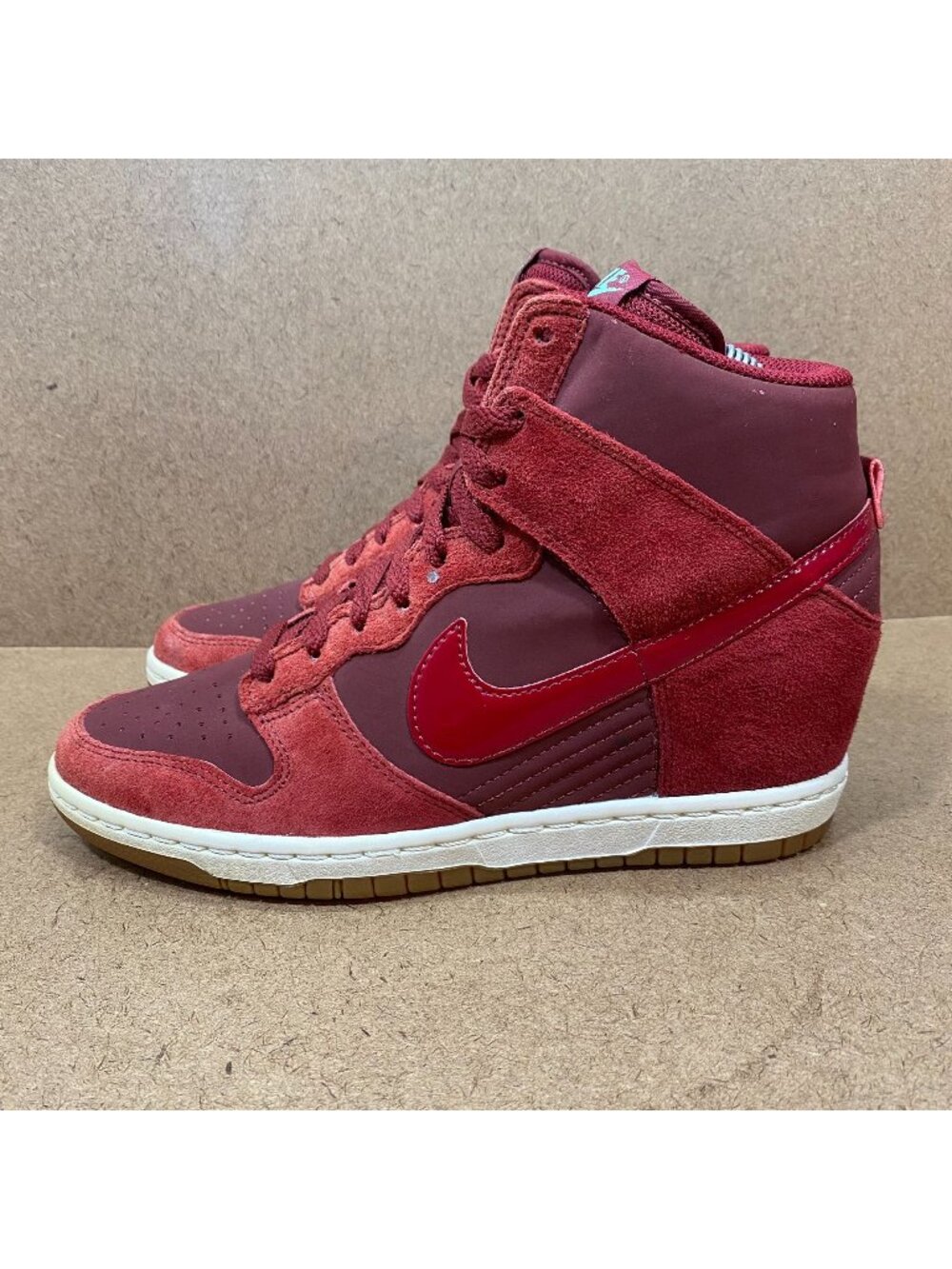 Nike Dunk Sky Hi Essential Hidden Wedge Sneakers Red Suede Leather Womens Size 8